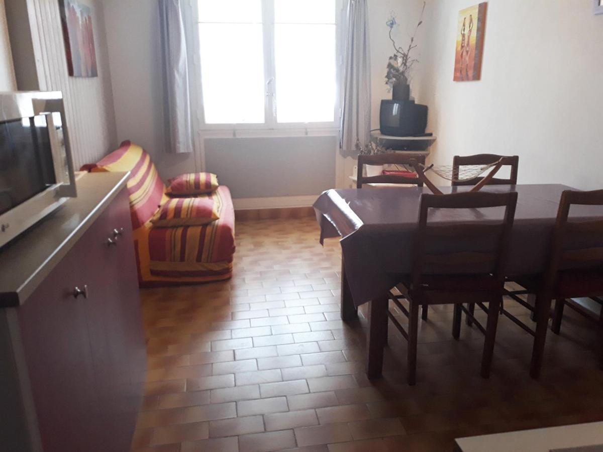 Villa Un Petit Coin De Campagne Dans Le Pays De Saint-Gilles Exterior foto